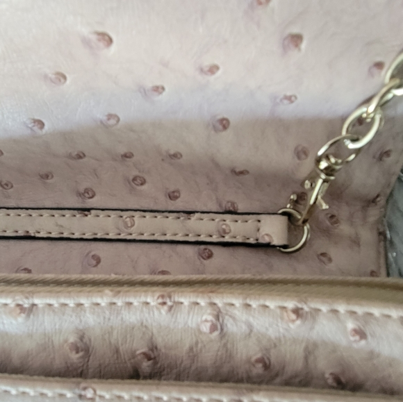 Guess Studded Faux Ostrich Pale Pink Clutch Hand Bag Chain Shoulder Strap Purse - Picture 8 of 11